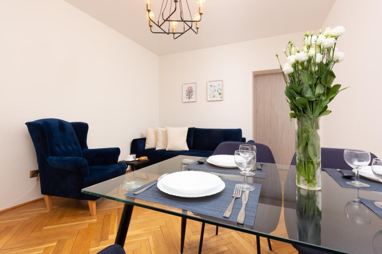 City Center Apartment Elektoralna By Noclegi Renters Varsóvia Exterior foto