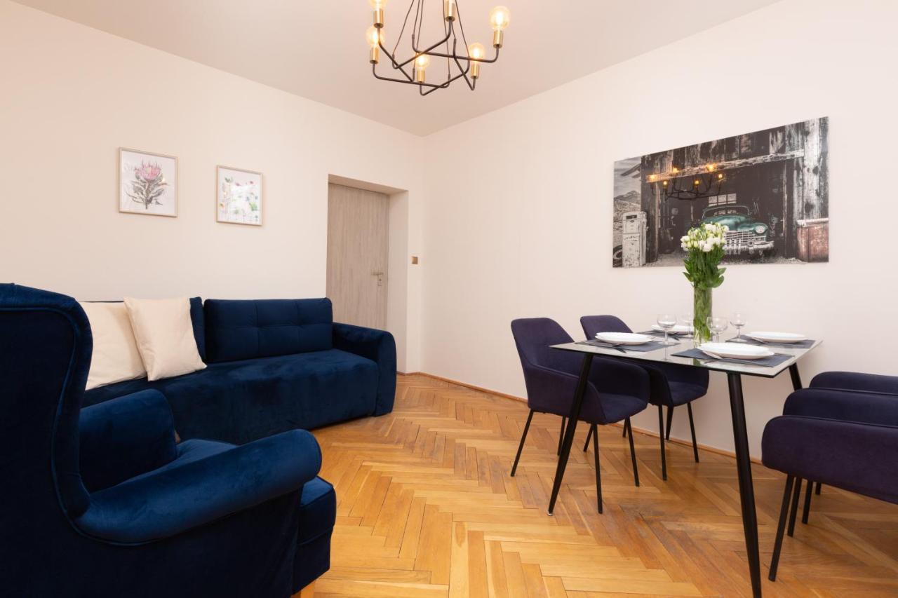 City Center Apartment Elektoralna By Noclegi Renters Varsóvia Exterior foto